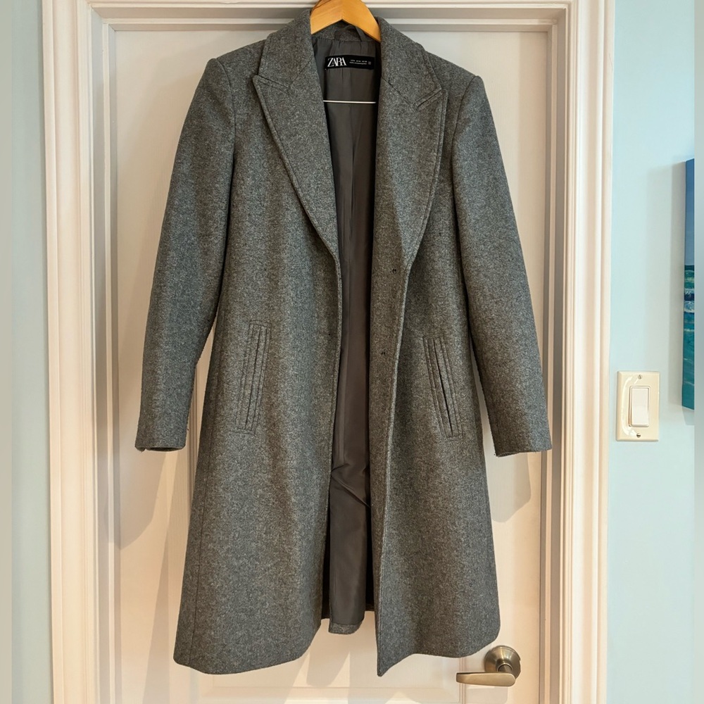 Zara Women’s Grey Wool Coat - Medium